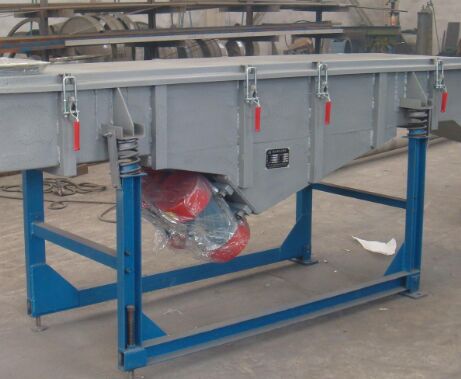 1020一層直線篩選型振動(dòng)電機(jī)知識(shí)